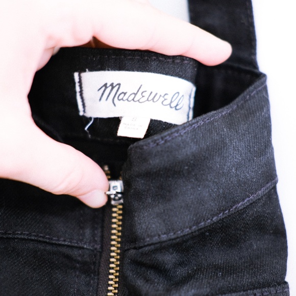 Madewell Cutoff Overalls in Black - Picture 2 of 4